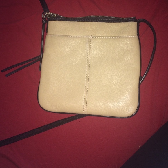 Calvin Klein small cross body bag - Picture 4 of 4
