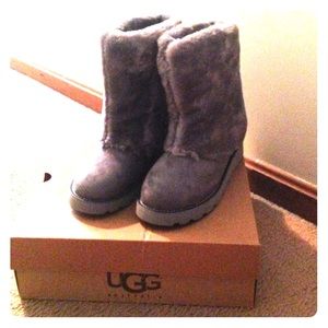 Grey furry Uggs