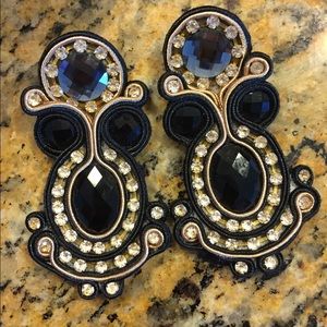 Beautiful handmade earrings! 💎