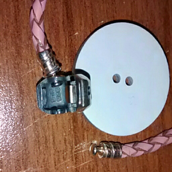 Authentic Pandora Pink Leather Bracelet - Picture 3 of 3