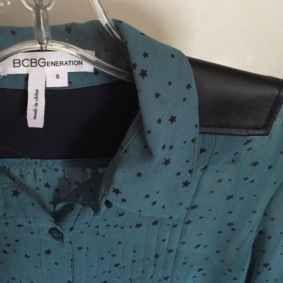 BCBG Long sleeve blouse - Picture 3 of 4