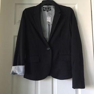 NWT BLACK BLAZER