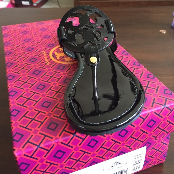 NWT TORT BURCH MILLER SANDALS