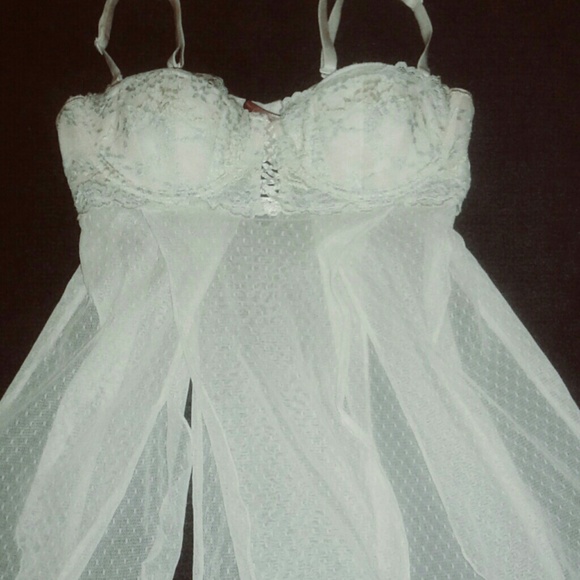 Vs lingerie 34B