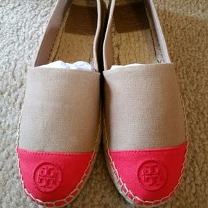 New in box tory burch espadrilles