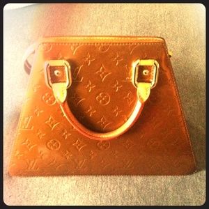 Rare Vintage Bronze Vernis TRADED!!