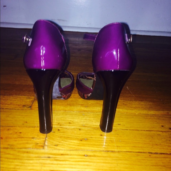 JS by Jessica Sandal - Picture 2 of 3