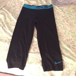 Nike capris