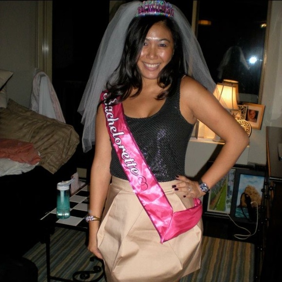 Meet Your Posher - Picture 2 of 4