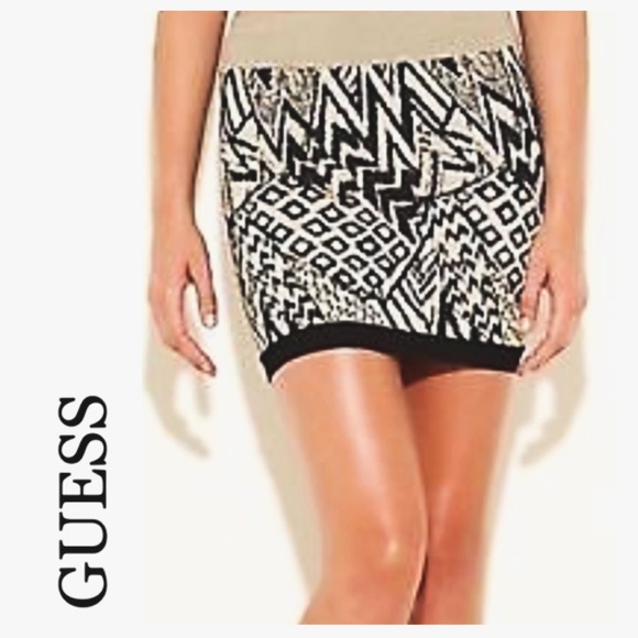 🆕 Guess Tribal Print Mini Skirt