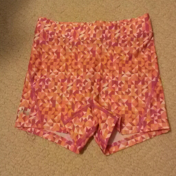 Under armour spandex shorts