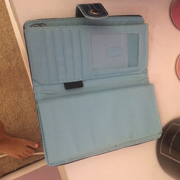 wallet - Picture 3 of 4