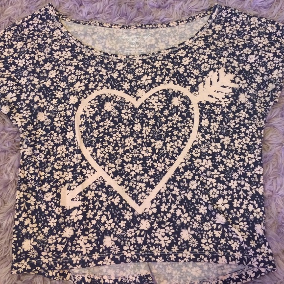 American Eagle crop top