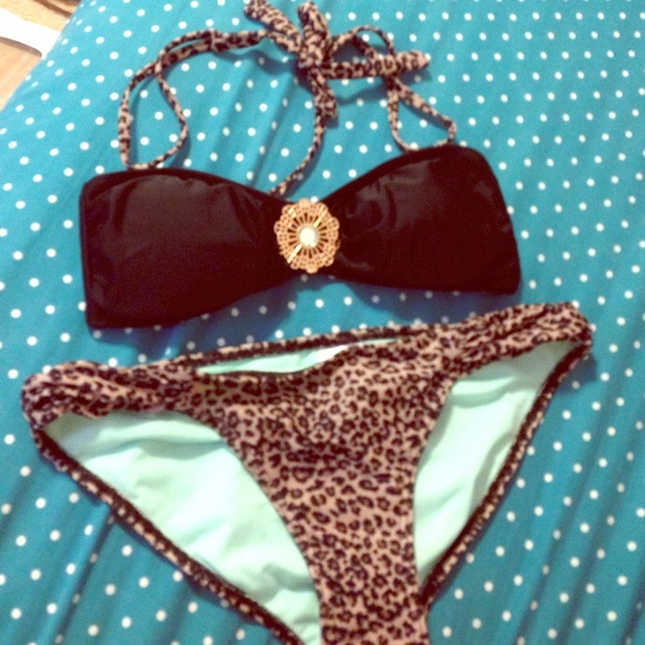 Leopard Bikini! 👙