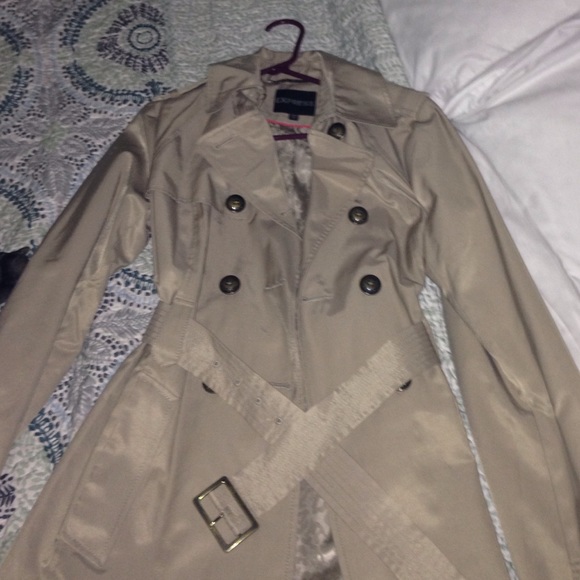 Belted light weight trench coat