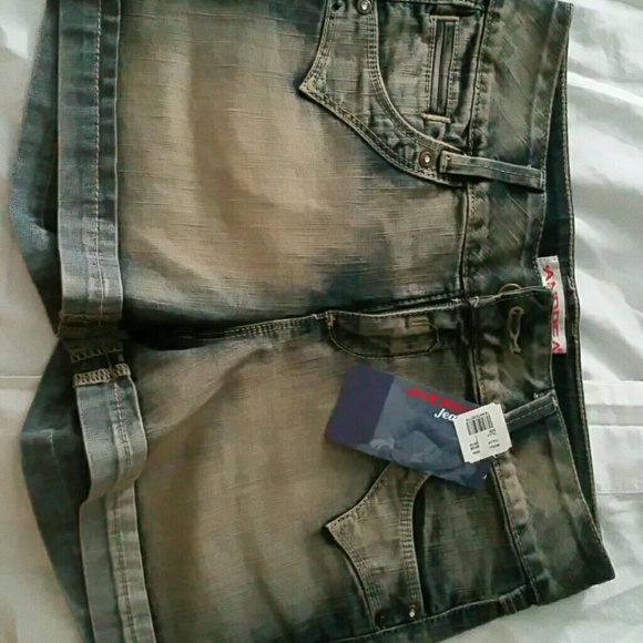 Andrea shorts