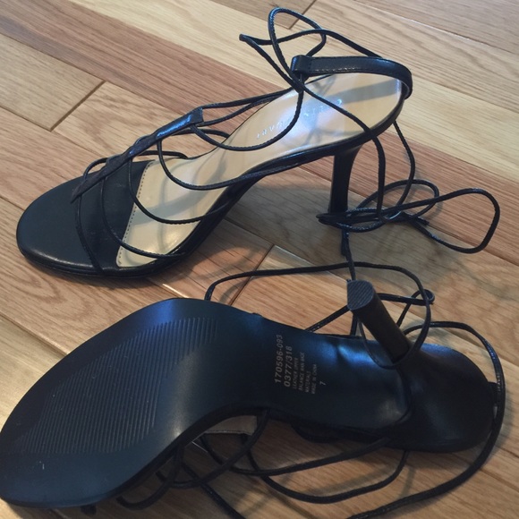 NWOT black high heel tie sandals Sz 7 - Picture 3 of 3