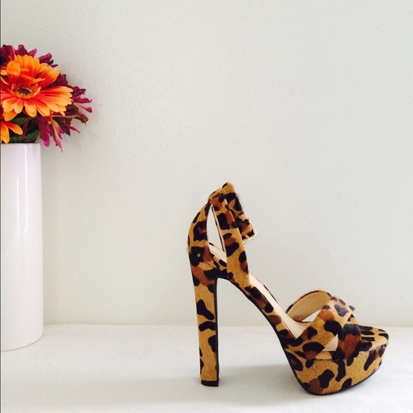 Colin Stuart Shoes - 🎉HP🎉Colin Stuart leopard platform heels 🌺