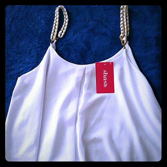 Metallic straps top