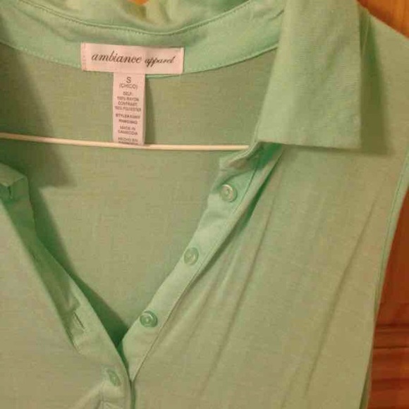 Collared tank - Picture 3 of 4