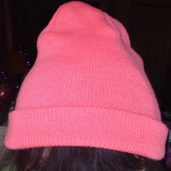 💕Pink Beanie💕