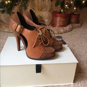 Elizabeth and James Casi Oxford Booties