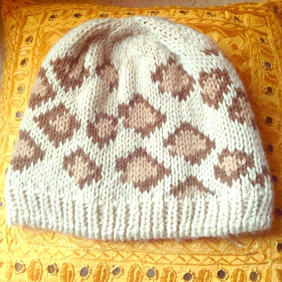 ⭐️Knit Cheetah Print Beanie⭐️