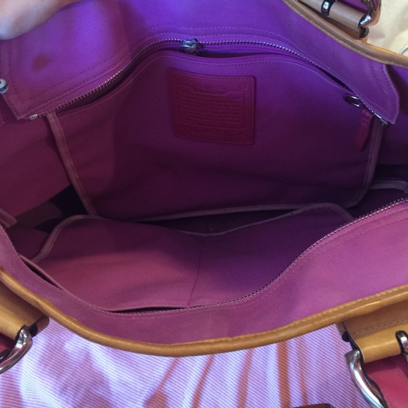 100% authentic large coach tote!! 💐 - Picture 4 of 4