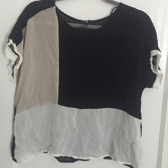 Forever 21 Tops - NEW Color block top
