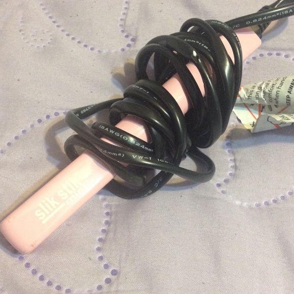 Mini hair straightener