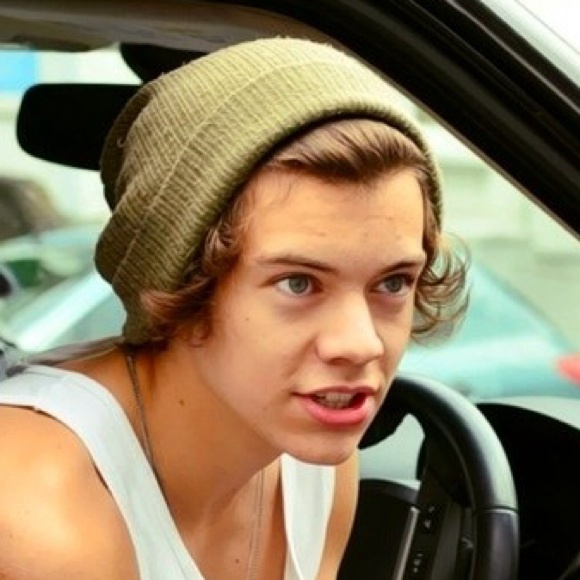 accessories pom pom H&M  Beanie Harry off Olive Green  33 Styles  Accessories from Sarah's