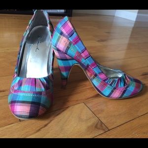 Women's plaid heels