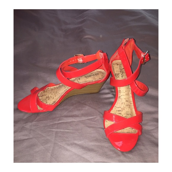 Cherry red Merona wedges