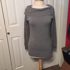 Gray sweater