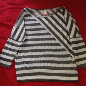 White and gray long sleeve striped shirt