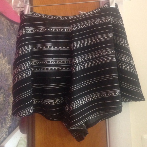Pacsun Flowy Shorts