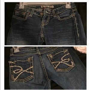 Buckle Jeans