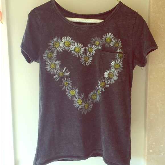 Floral pattern in grey T
