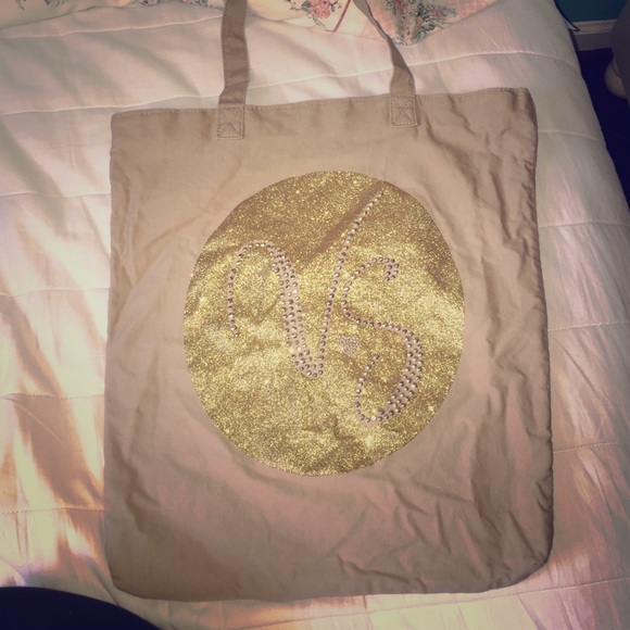 VICTORIA'S SECRET SEQUIN BAG!
