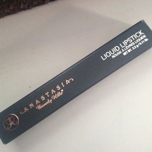 Anastasia Liquid Lipstick Pure Hollywood