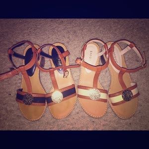 BUNDLE!!!! Bamboo shoes size: 6.5