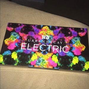 Urban decay electric palette