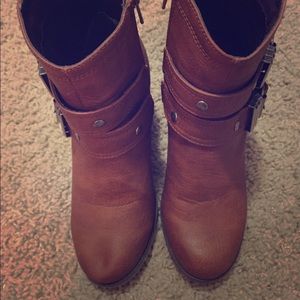 Mixx Brown shoes size: 6.5