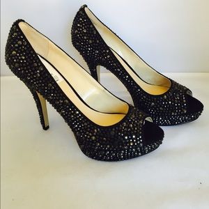 New Enzo Angiolini Black Heels eashowyou.