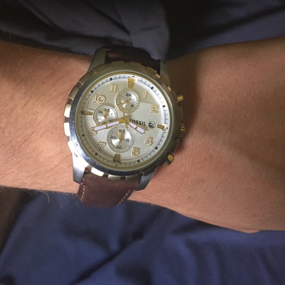 Authentic fossil men's watch
