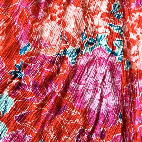 Vibrant Floral Mini Skirt - Picture 2 of 4