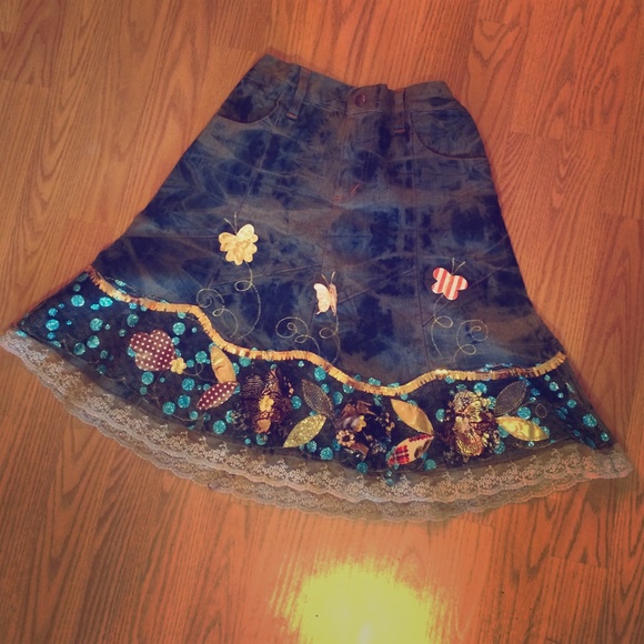 Denim knee length skirt.