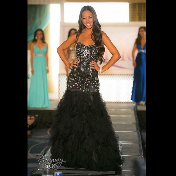 Black Mnm couture gown