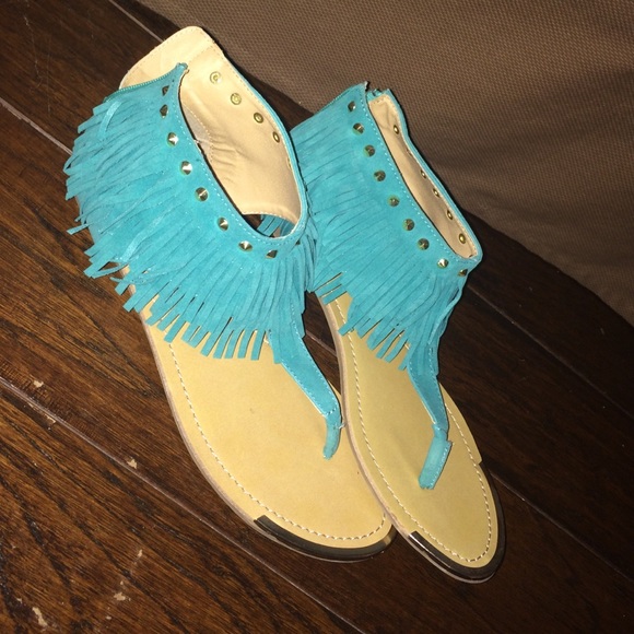 Fringe shoes!!
