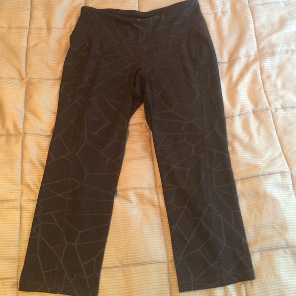 Old navy workout capri